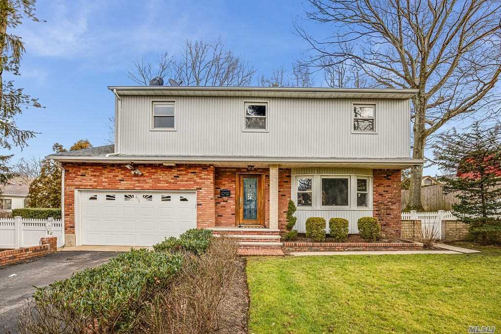 Sold 254 Haypath Road, Old Bethpage, NY 11804 4 Beds / 2 Full Baths